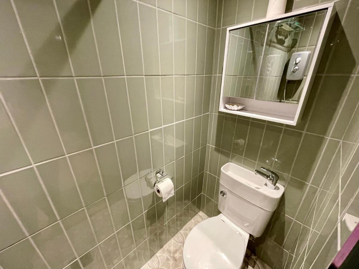 South Road Room Абъристуит Екстериор снимка